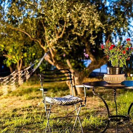 Kitries Summer Getaway - Eden Seaside Suite Kitriaí 외부 사진